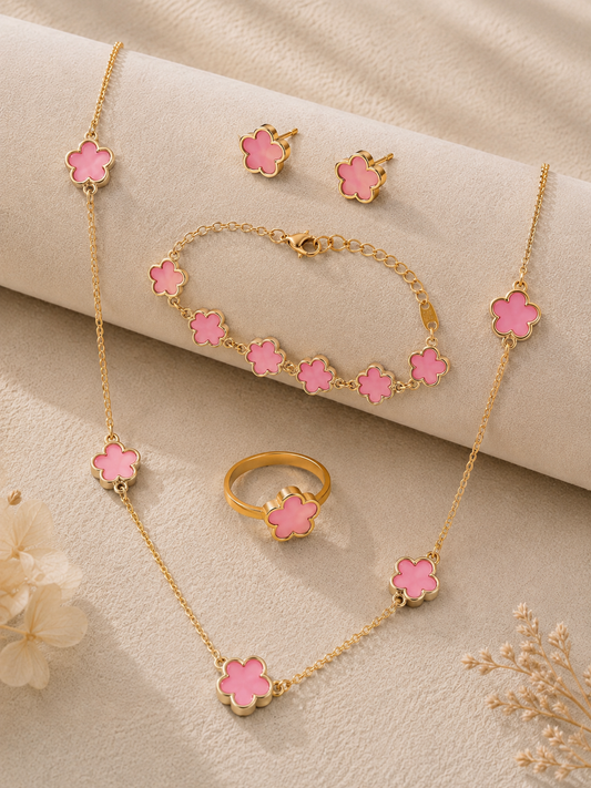 Black Clover Jewelry Set ✨