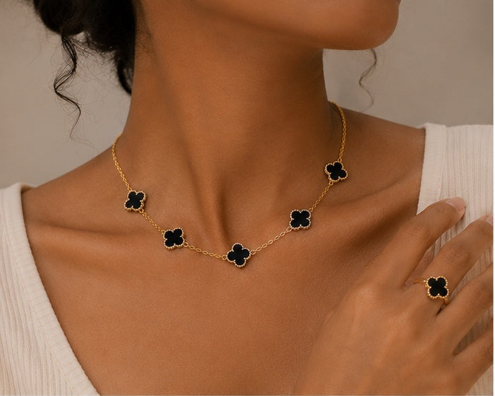Black Clover Jewelry Set ✨